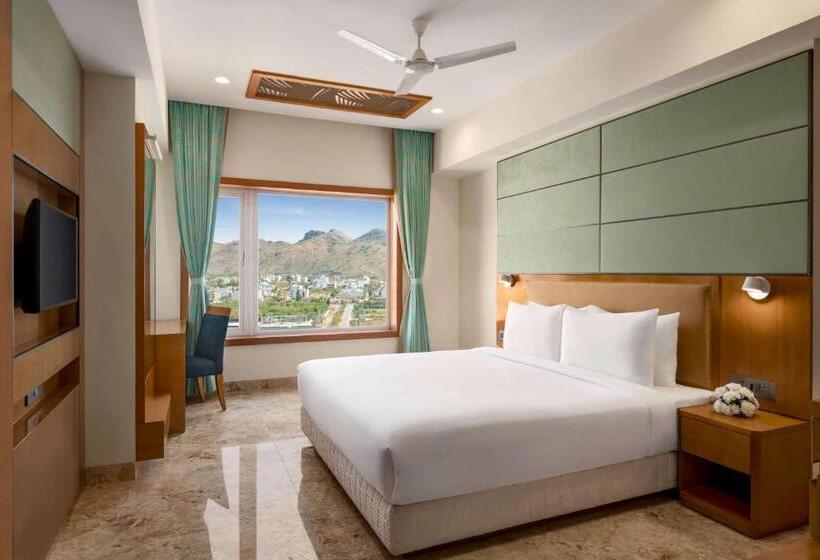 高级客房, Howard Johnson By Wyndham Udaipur Roop Nagar