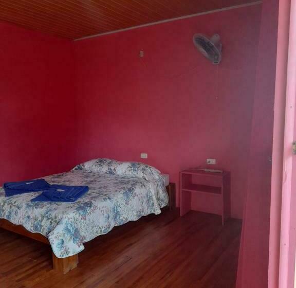 Номер Стандарт Трехместный, Hostal & Cabins Lidia S House, Forest And Ocean View