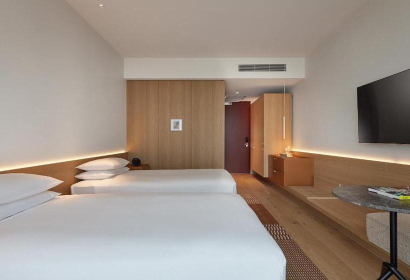 Номер Стандарт, Hyatt Centric Melbourne