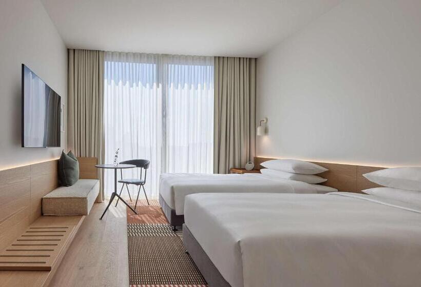 Номер Стандарт, Hyatt Centric Melbourne