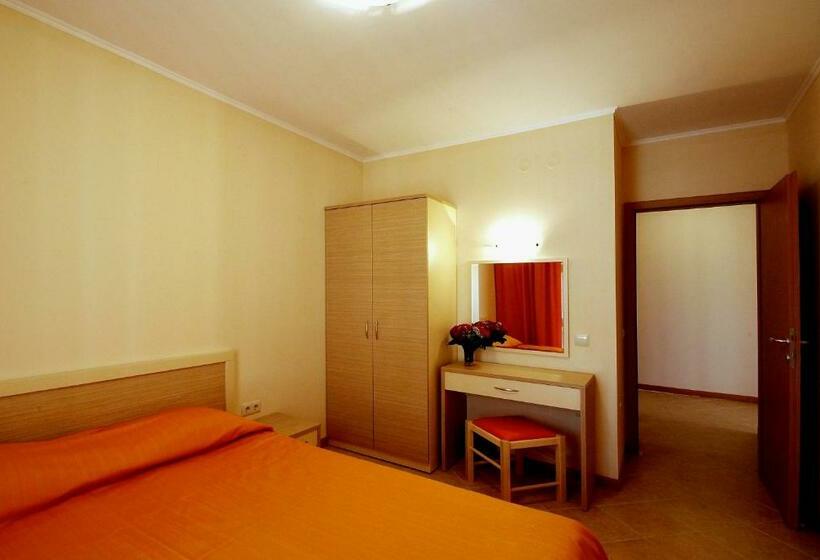شقة غرفة نوم واحدة مزودة بشُرفة, Royal Sun Holiday Complex