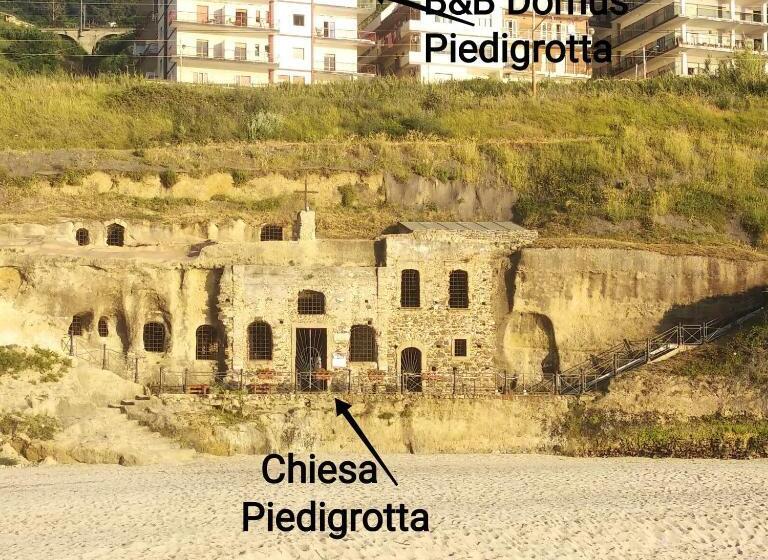 ベーシックルーム, B&b Domus Piedigrotta
