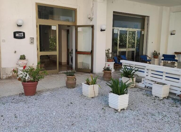 ベーシックルーム, B&b Domus Piedigrotta