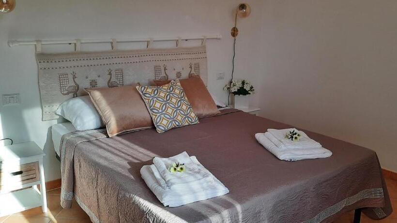 اتاق لوکس با چشم‌انداز دریا, B&b Monte Becco