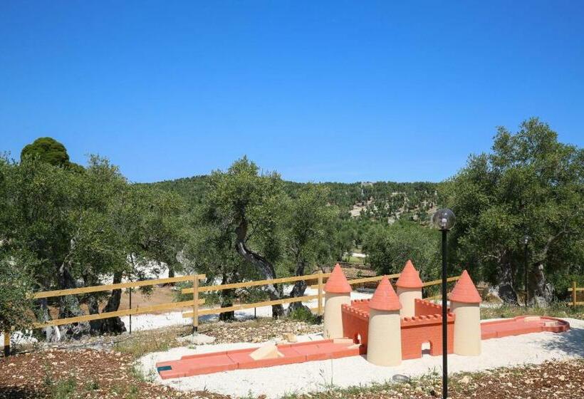 Трехместный Номер Стандарт Вид на Бассейн, Agriturismo Passione Natura