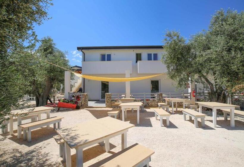 Четырехместный Номер Стандарт с Балконом, Agriturismo Passione Natura