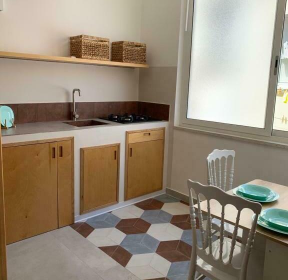 اتاق کلاسیک چهارنفره, Madama B&b