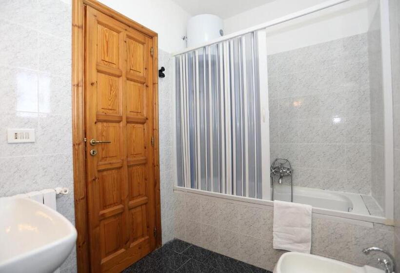 Номер Стандарт, B&b Saracinello
