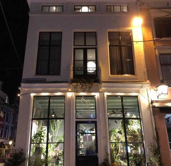 豪华房间, Daen’s Greenhouse