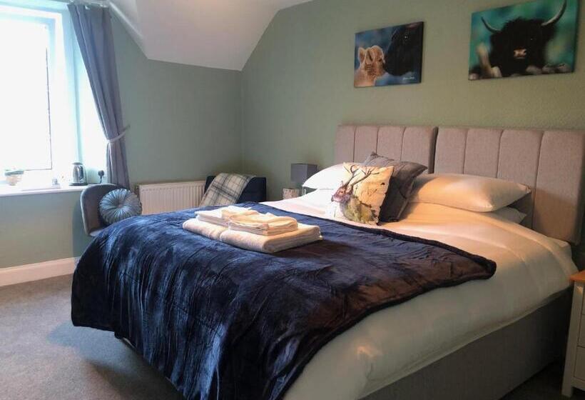 Номер Deluxe Вид на Озеро, Whinburn Guest House
