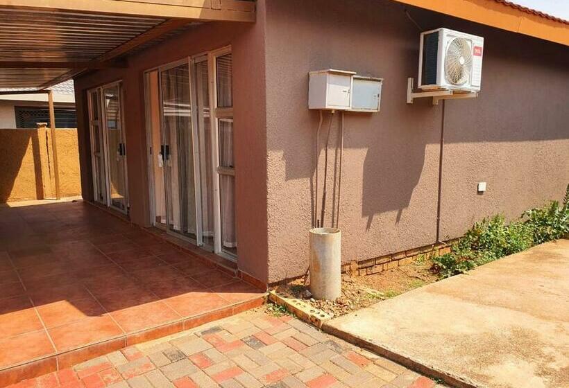 اتاق اکونومی, Tenacity Guesthouse   Riviera Park