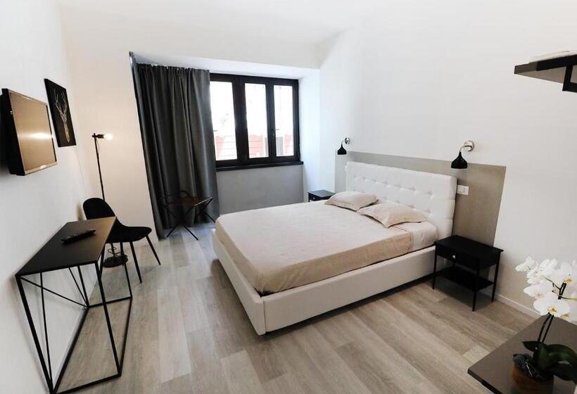 اتاق استاندارد با بالکن, B&b Boutique Four Rooms Bari