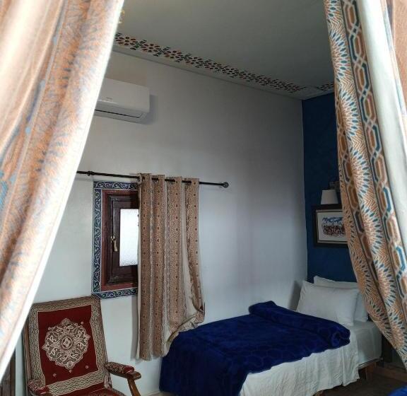 חדר סטנדרט לארבעה, Riad Dar Ouezzani