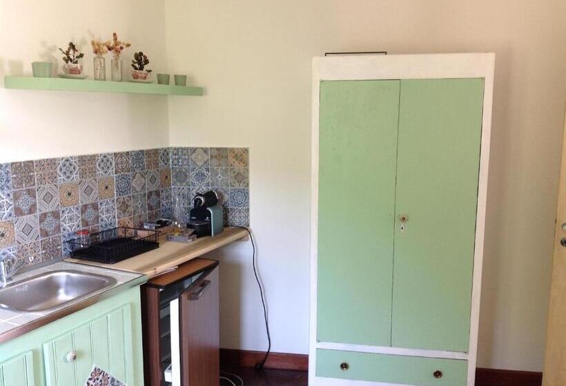 اتاق استاندارد چهار تخته, B&b Lacrêma