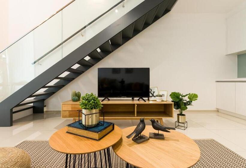 آپارتمان دوبلکس 1 خوابه, Eko Cheras Premium Suite