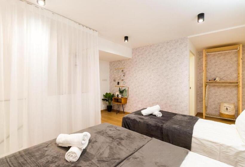 آپارتمان دوبلکس 1 خوابه, Eko Cheras Premium Suite
