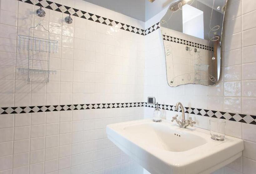 اتاق لوکس, B&b Palazzo De I Mysteri
