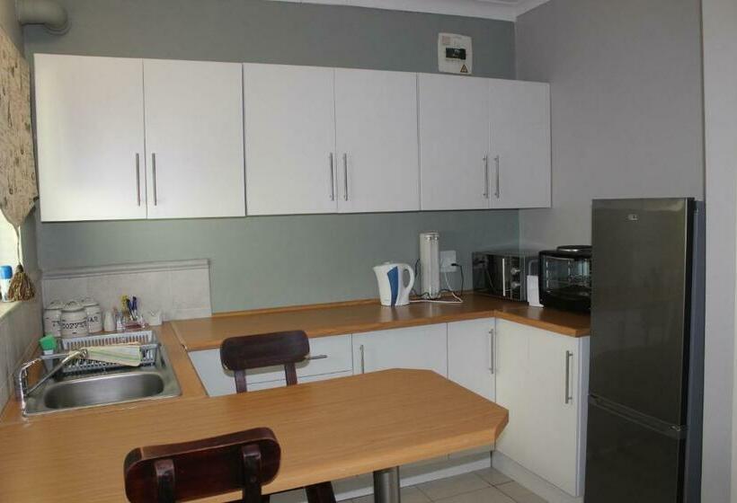 Семейный Номер, Berry Lane Guesthouse