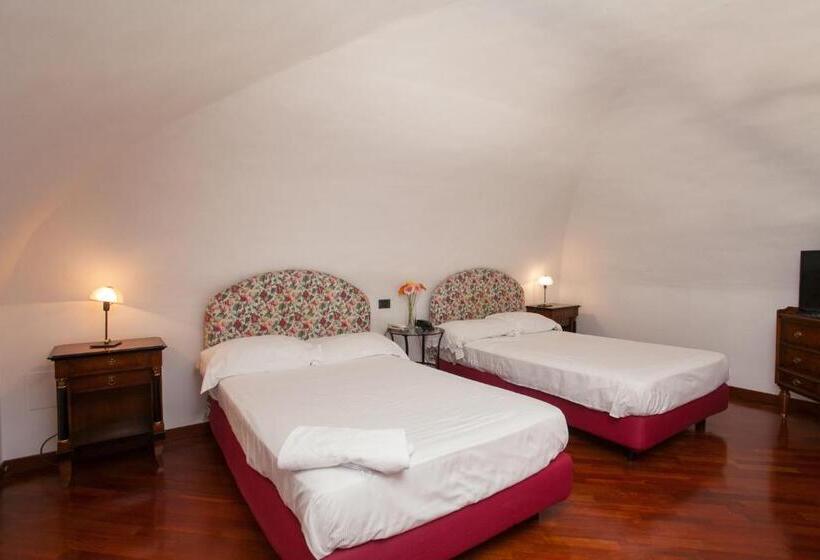 استودیوی استاندارد, Zodiacus Residence