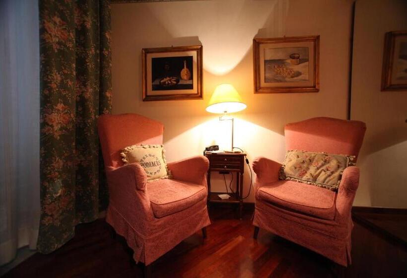 اتاق سوپریور, Zodiacus Residence
