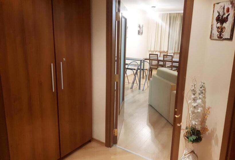 آپارتمان 1 خوابه با تراس, Enjoy Studios And Lovely Apartment Villa Park