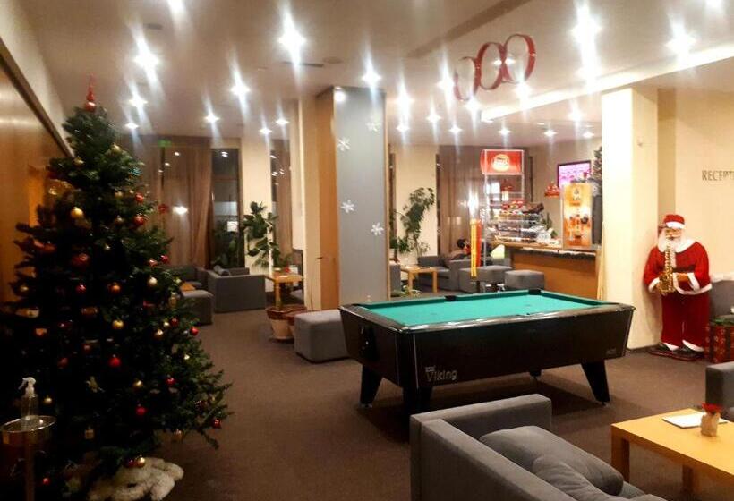 استودیو استاندارد با بالکن, Enjoy Studios And Lovely Apartment Villa Park