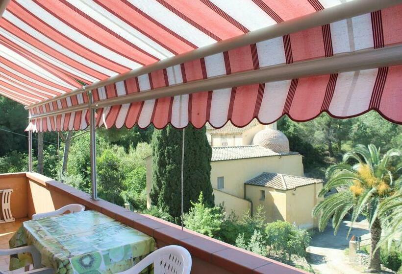 آپارتمان 2 خوابه, Casa Roberta