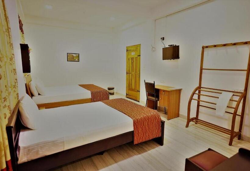 اتاق استاندارد سه نفره, Nilaveli Hybrid Holiday