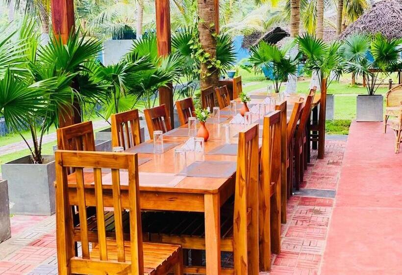 اتاق استاندارد سه نفره, Nilaveli Hybrid Holiday
