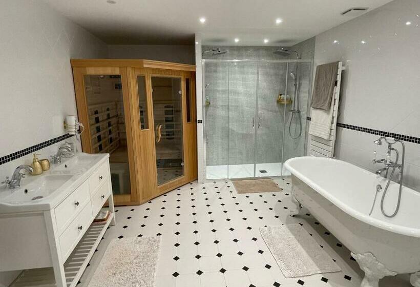 Номер Deluxe, Chateau Erigoye