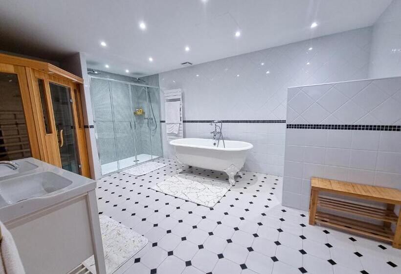 Номер Deluxe, Chateau Erigoye