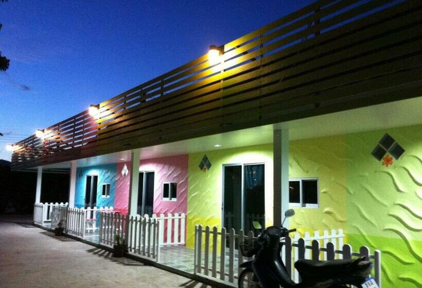 标准间, Boathouse Resort Suanphung