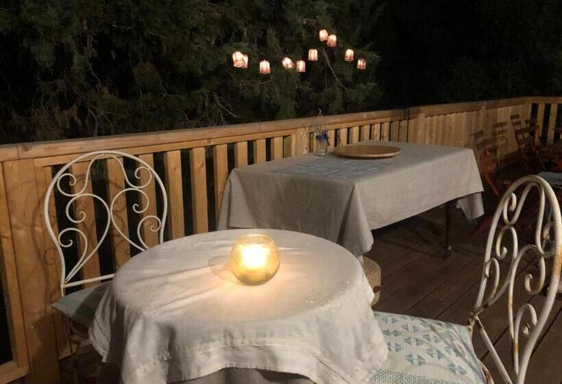 اتاق استاندارد با بالکن, Agriturismo La Casa Delle Fate