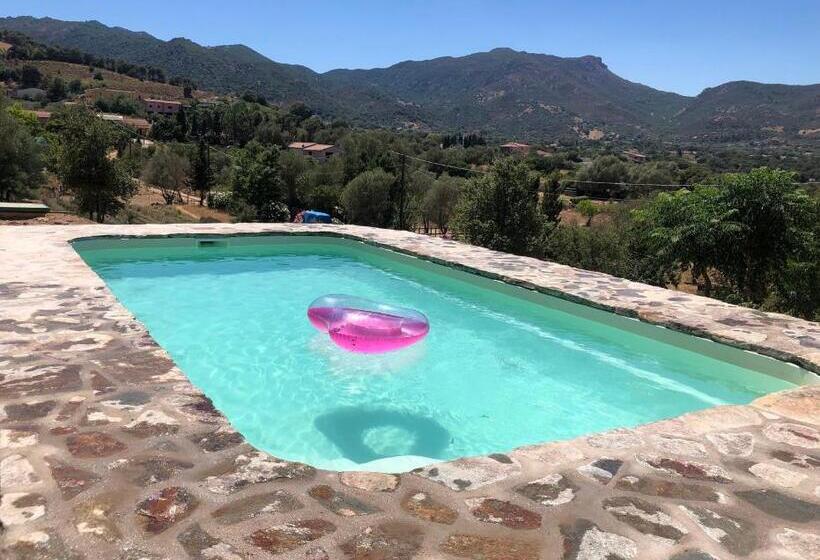 اتاق لوکس با بالکن, Agriturismo La Casa Delle Fate