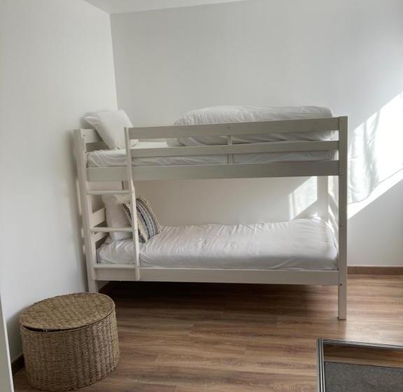استودیوی استاندارد, Appart’hôtel Saint Patrice