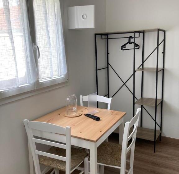 استودیوی استاندارد, Appart’hôtel Saint Patrice