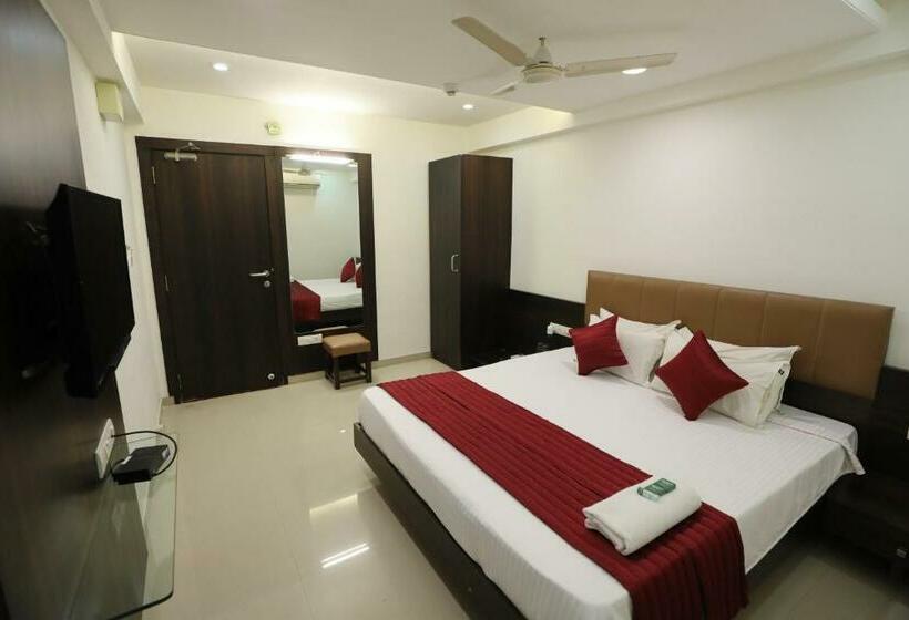 اتاق اکونومی, Shagun Rooms & Banquet, Surat