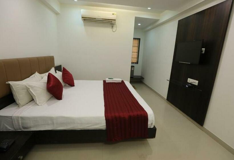 اتاق اکونومی, Shagun Rooms & Banquet, Surat