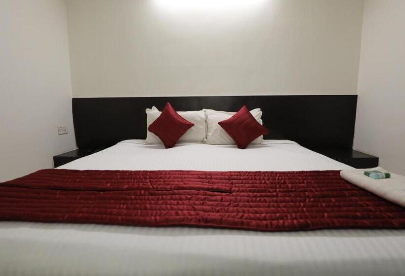 اتاق اکونومی, Shagun Rooms & Banquet, Surat