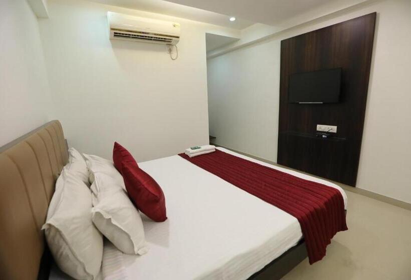 اتاق لوکس, Shagun Rooms & Banquet, Surat