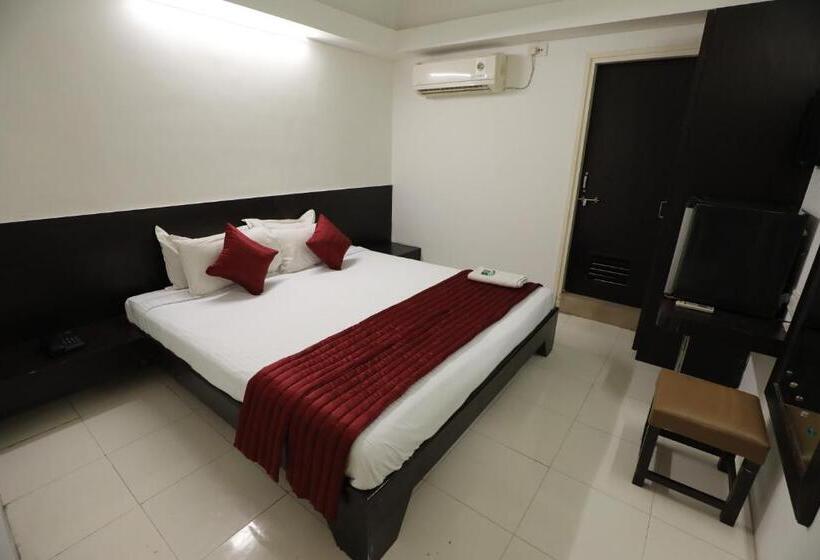 اتاق لوکس, Shagun Rooms & Banquet, Surat