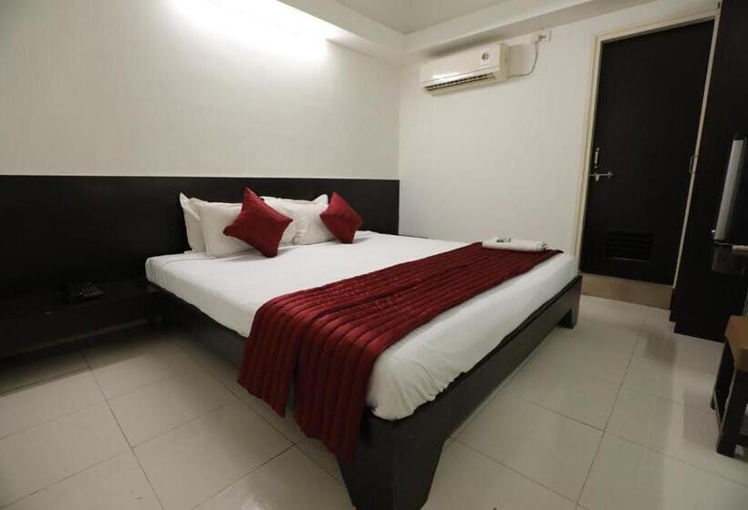 اتاق لوکس, Shagun Rooms & Banquet, Surat
