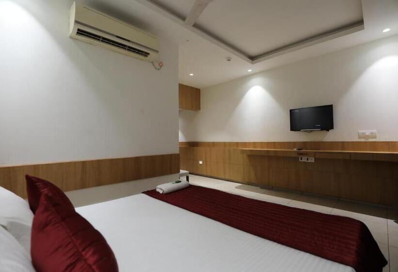 اتاق لوکس, Shagun Rooms & Banquet, Surat