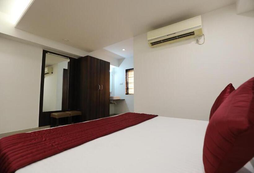اتاق لوکس, Shagun Rooms & Banquet, Surat