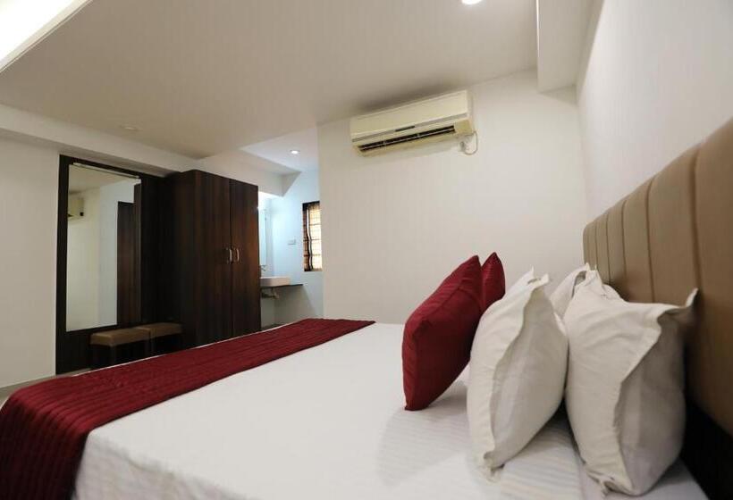 اتاق لوکس, Shagun Rooms & Banquet, Surat