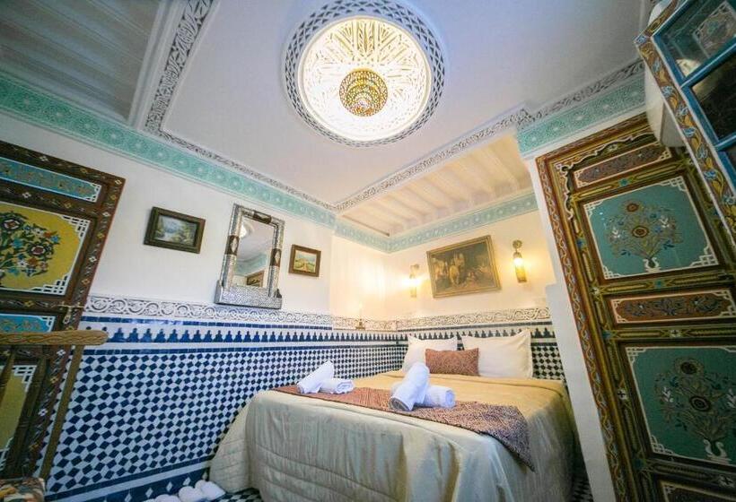 اتاق استاندارد سه تخته با چشم‌انداز, Palais Fes Yahya