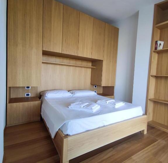 آپارتمان ممتاز دوخوابه رو به دریا, Capo Ceraso Family Resort