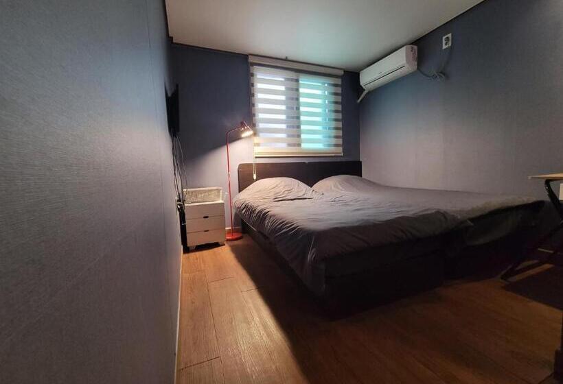 اتاق استاندارد, Olive Hostel Myeongdong