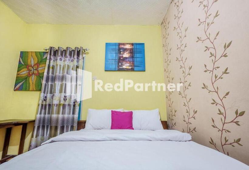 Номер Стандарт, Nafisa Homestay Syariah Near Jatim Park 3 Batu Mitra Reddoorz