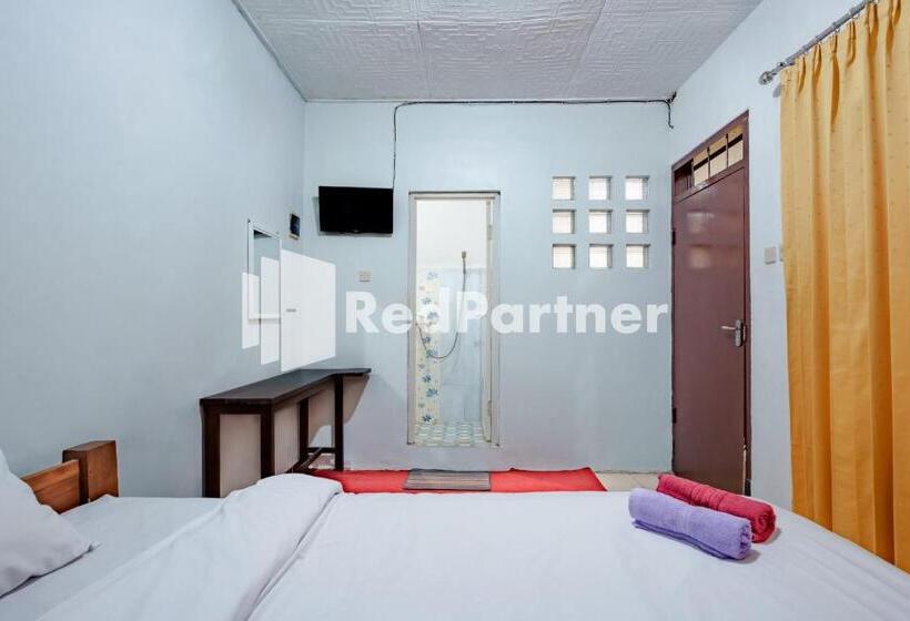 Номер Economy, Nafisa Homestay Syariah Near Jatim Park 3 Batu Mitra Reddoorz